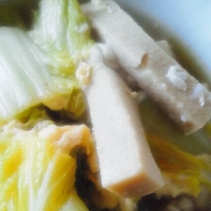 白菜の甘みかしみ込んだ高野豆腐が絶品ですね！いくらでも食べれてしまう。また作らせていただきます！